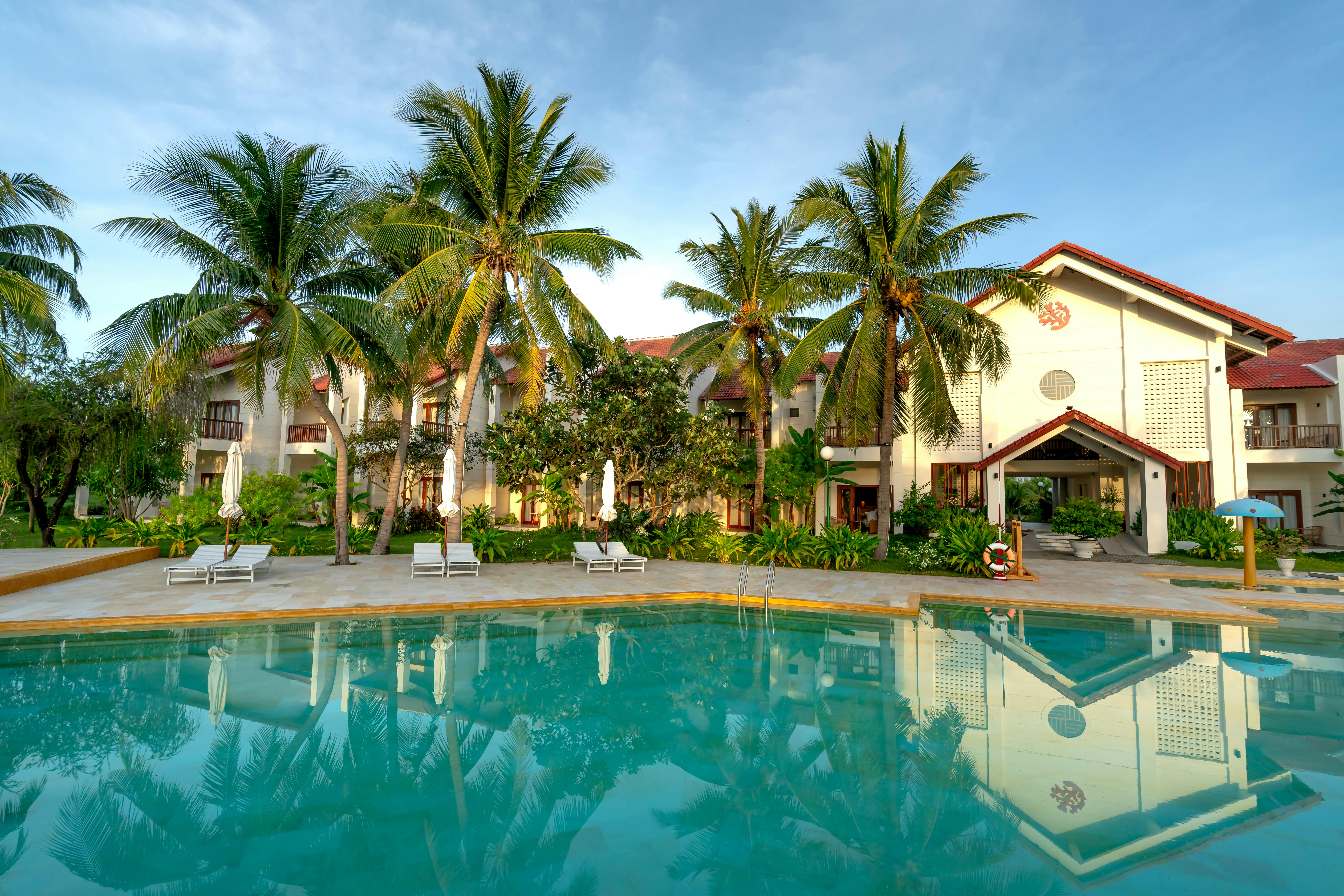 Smart Ways to Optimize Your Stay at Parrot Key Hotel and Villas in 2025!